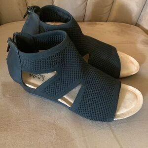 Croft & Barrow TeComfort sandals